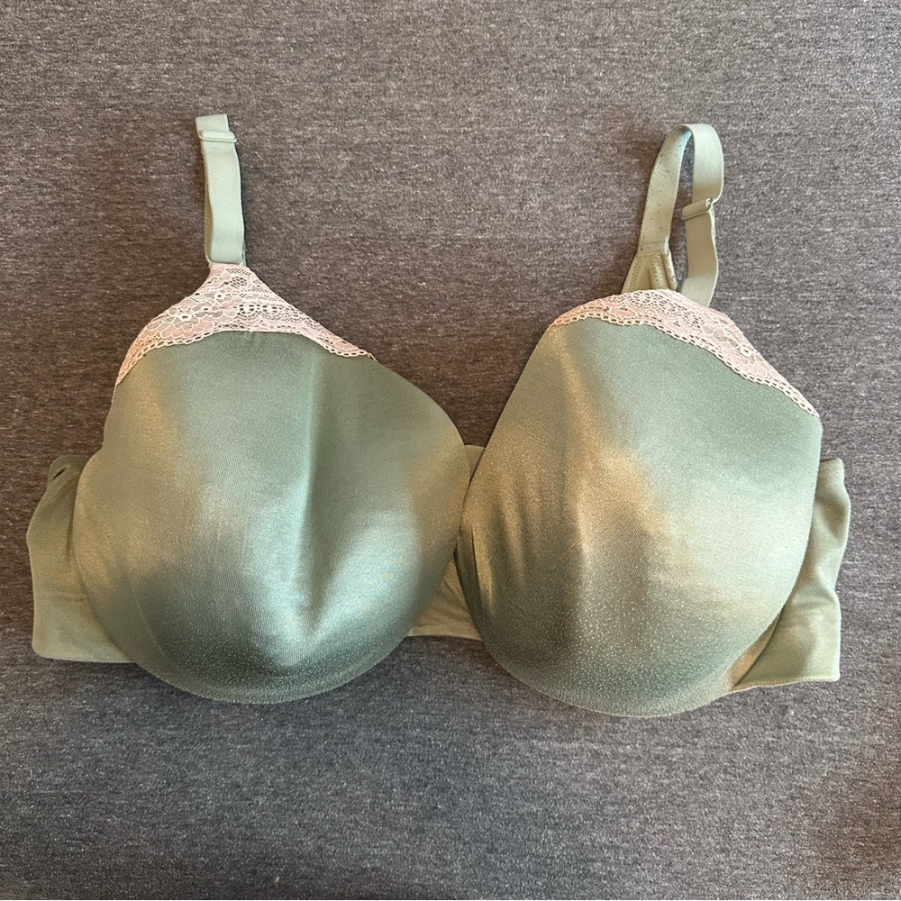 Full Coverage Green with Lace Bra